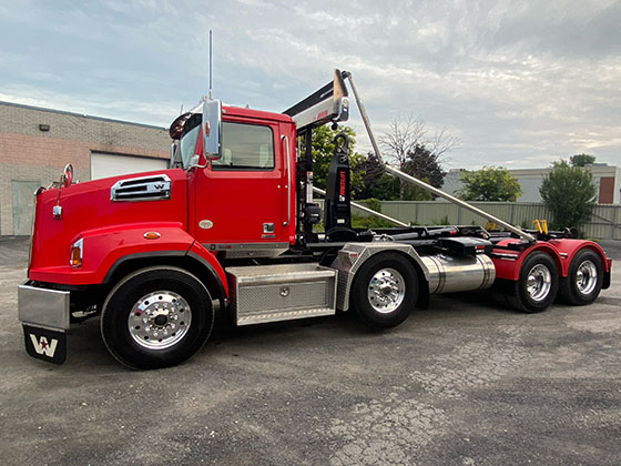 Multilift usage modèle Ultima 21Z.53 avec camion Western Star 47X à vendre